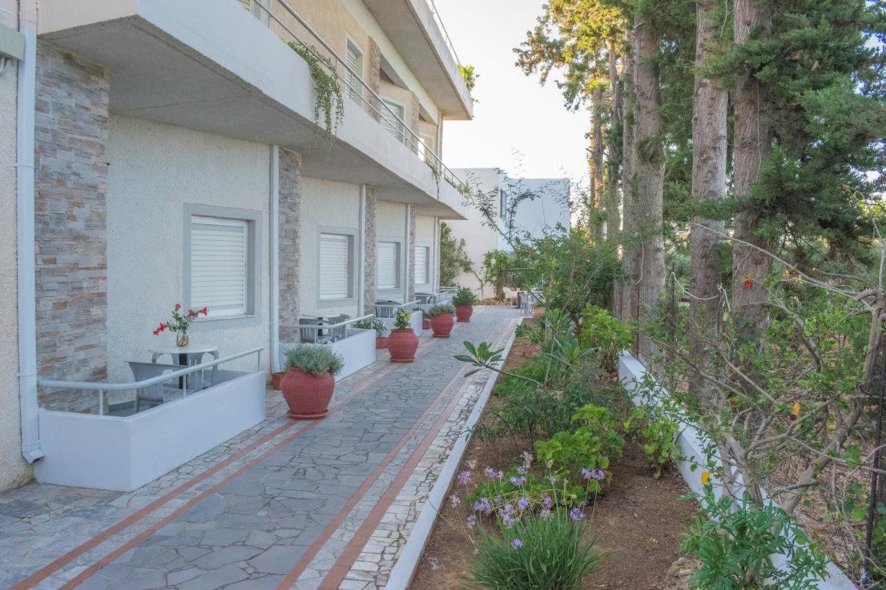 Stefanie Studios Agia Marina  Exterior photo